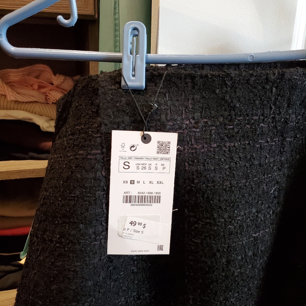 Zara skirt - Picture 2 of 2